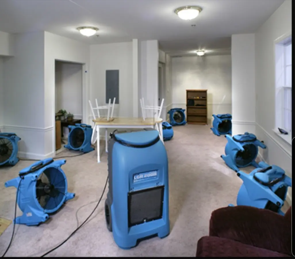 Air movers and dehumidifier setup for Water Extraction & Removal in Glenpool